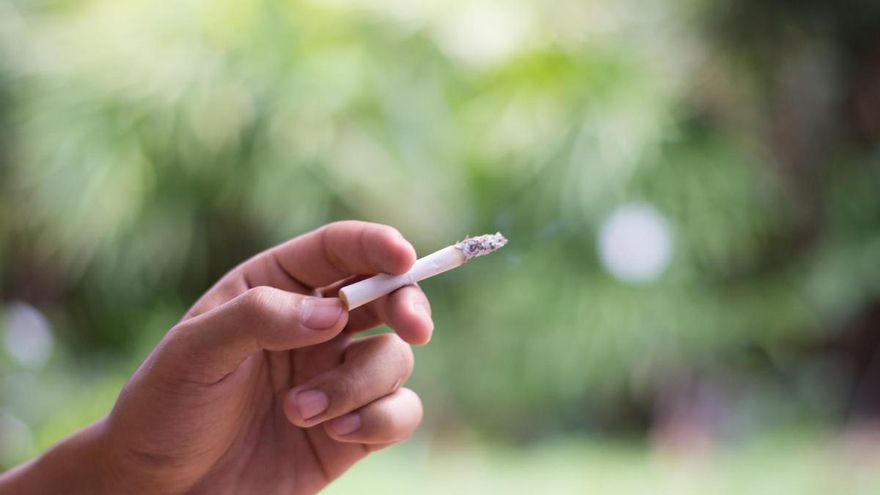 Por qué debes tener cuidado si estás intentando dejar de fumar este verano