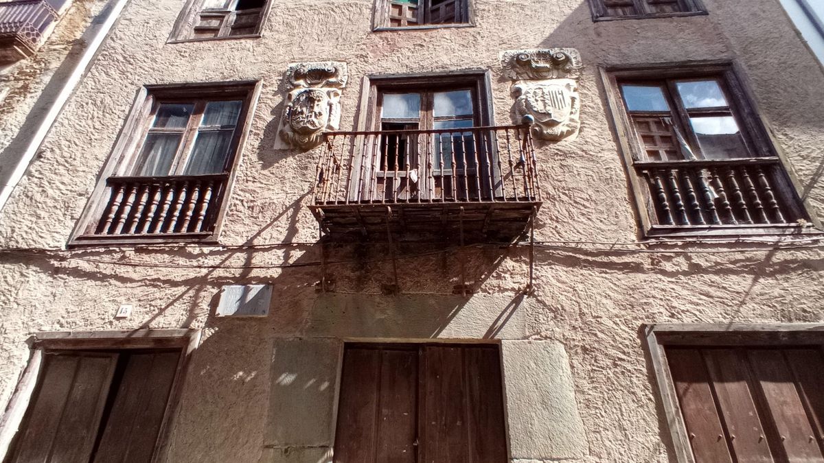 A la venta la casa natal del escritor Gil y Carrasco en Villafranca del Bierzo