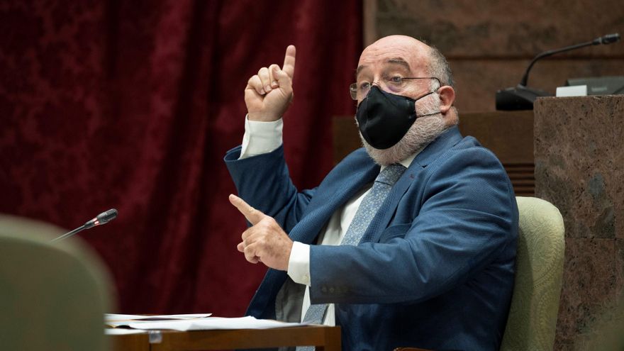 El juez del CIE de Gran Canaria discrepa: Los menores migrantes no son un problema