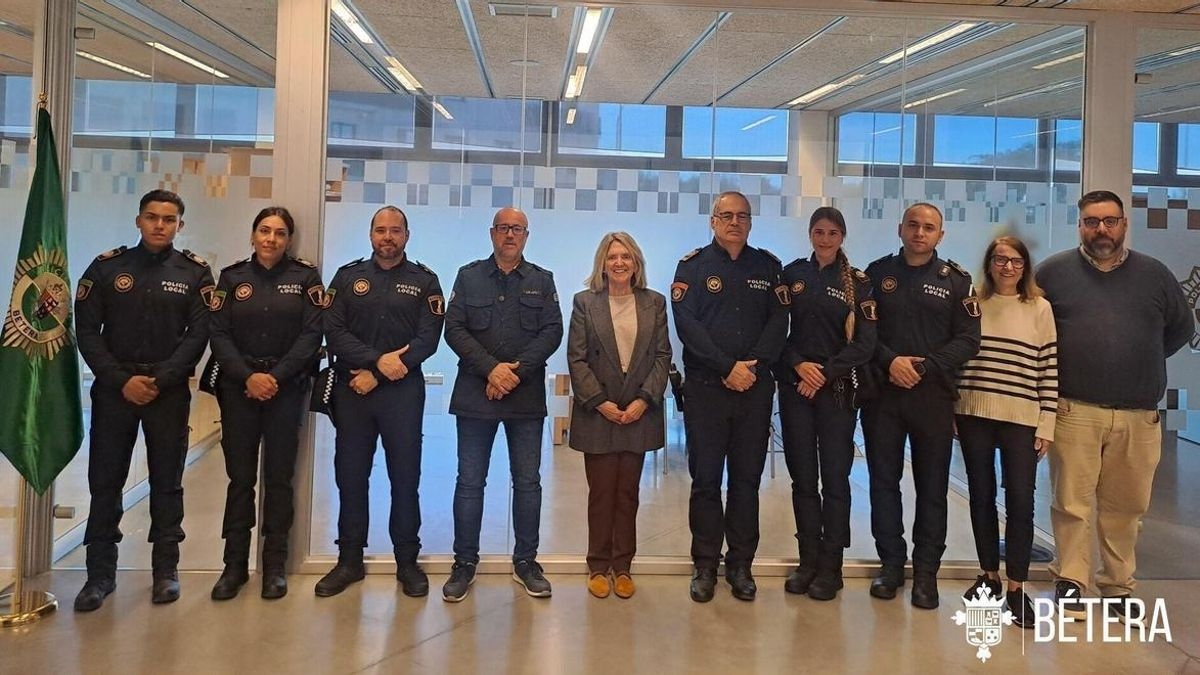 L’Ajuntament de Bétera va tindre com a policia local durant deu dies un jove que no complia els requisits