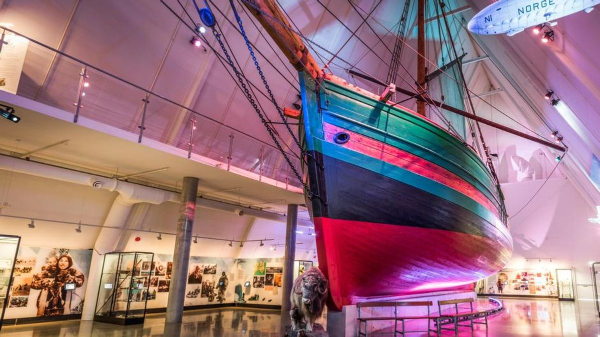 Botado en 1892, estas fueron las tres grandes expediciones polares de este barco diseñado para flotar sobre el hielo