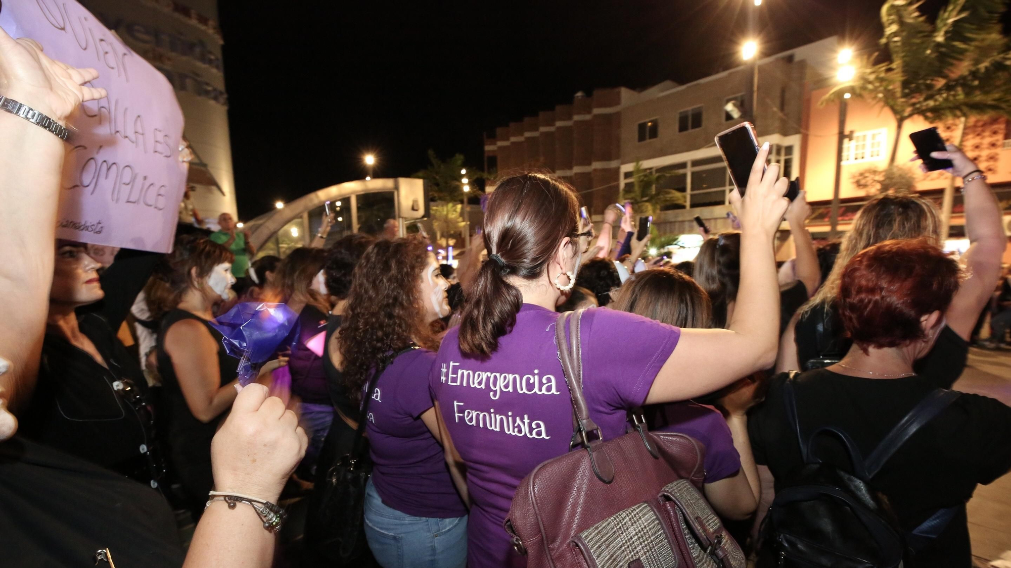 Concentración e Gran canaria por la Emergencia Feminista