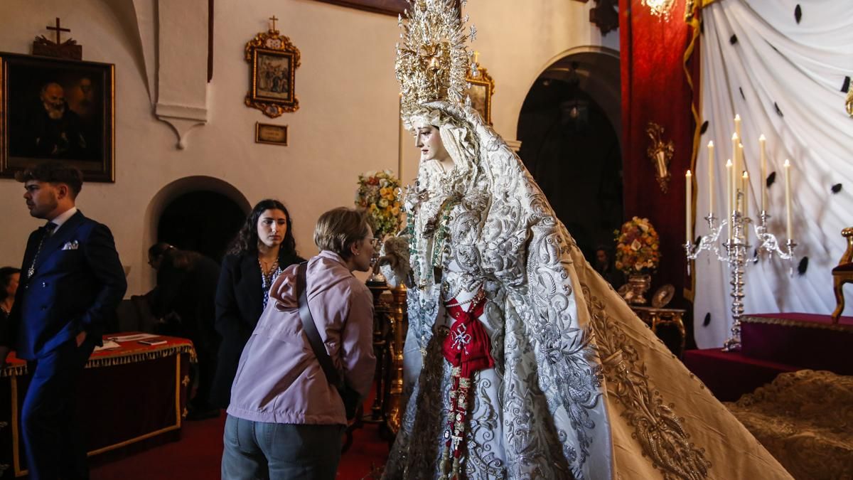 Besamanos de la Virgen de la Paz