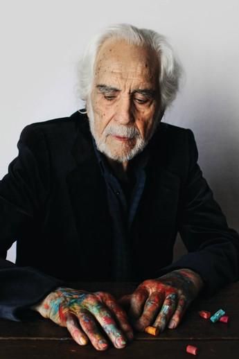 El pintor Carlos Alonso vivía en Unquillo, Córdoba.