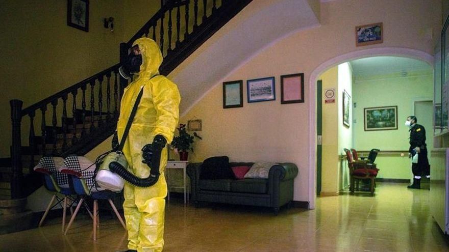 La Audiencia Provincial de Madrid reabre la investigación y requiere los protocolos aplicados en cuatro residencias