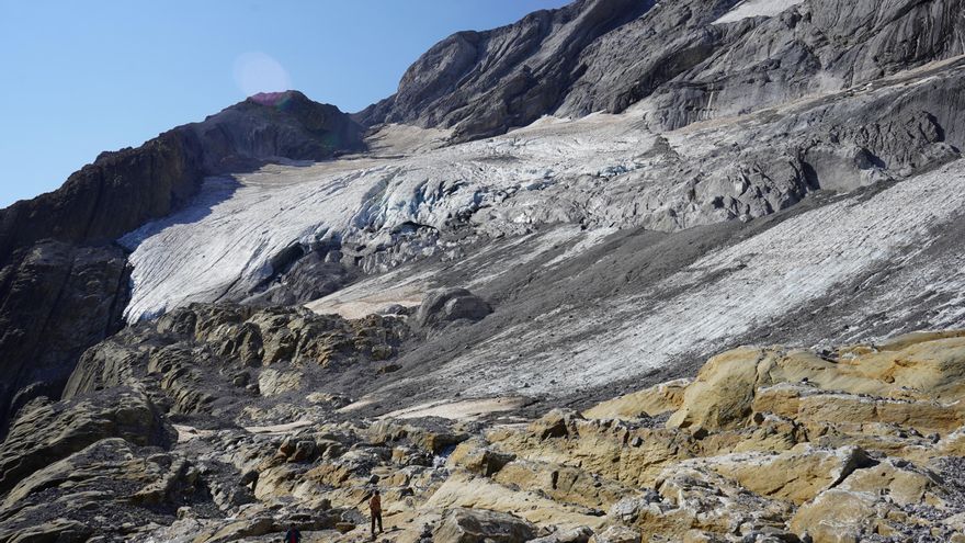 Desaparece el hielo pirenaico: "Es muy difícil que los glaciares sobrevivan a este periodo cálido"