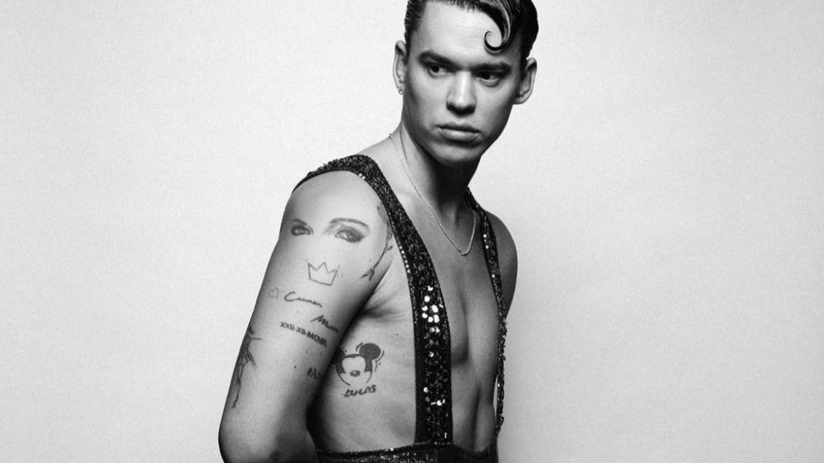 José Perea: "Soy un diseñador que lleva por bandera los derechos LGTBI"