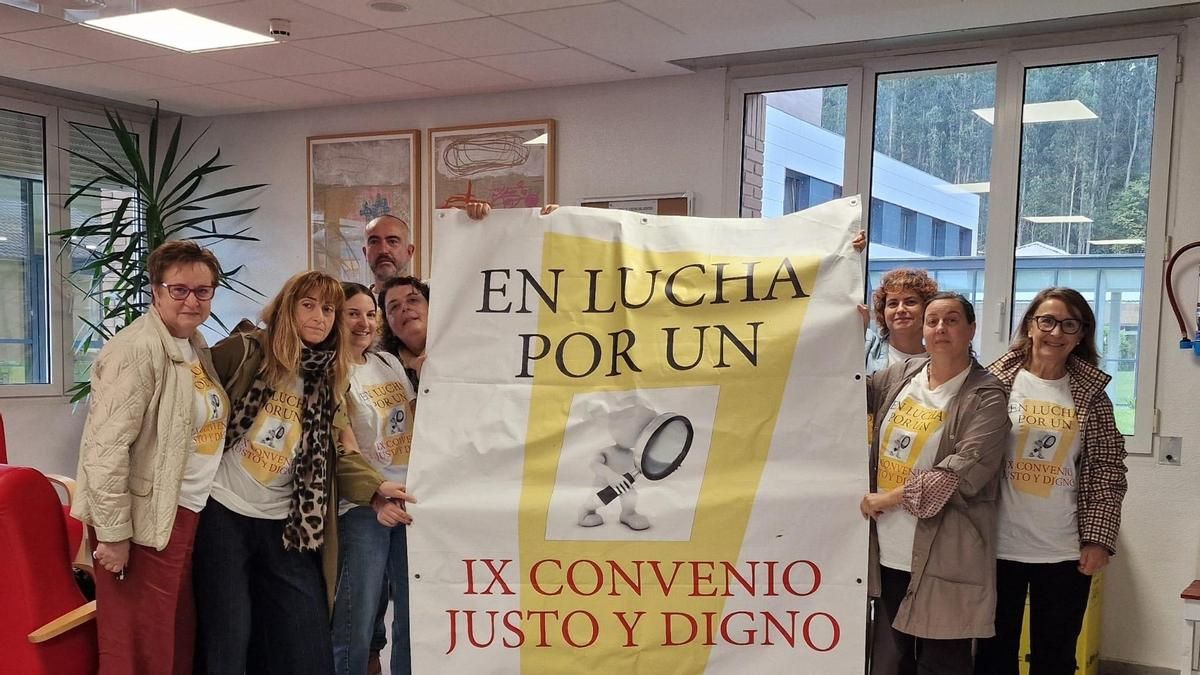 El comité de empresa del Gobierno de Cantabria denuncia la retirada de una pancarta reivindicativa por parte del ICASS.