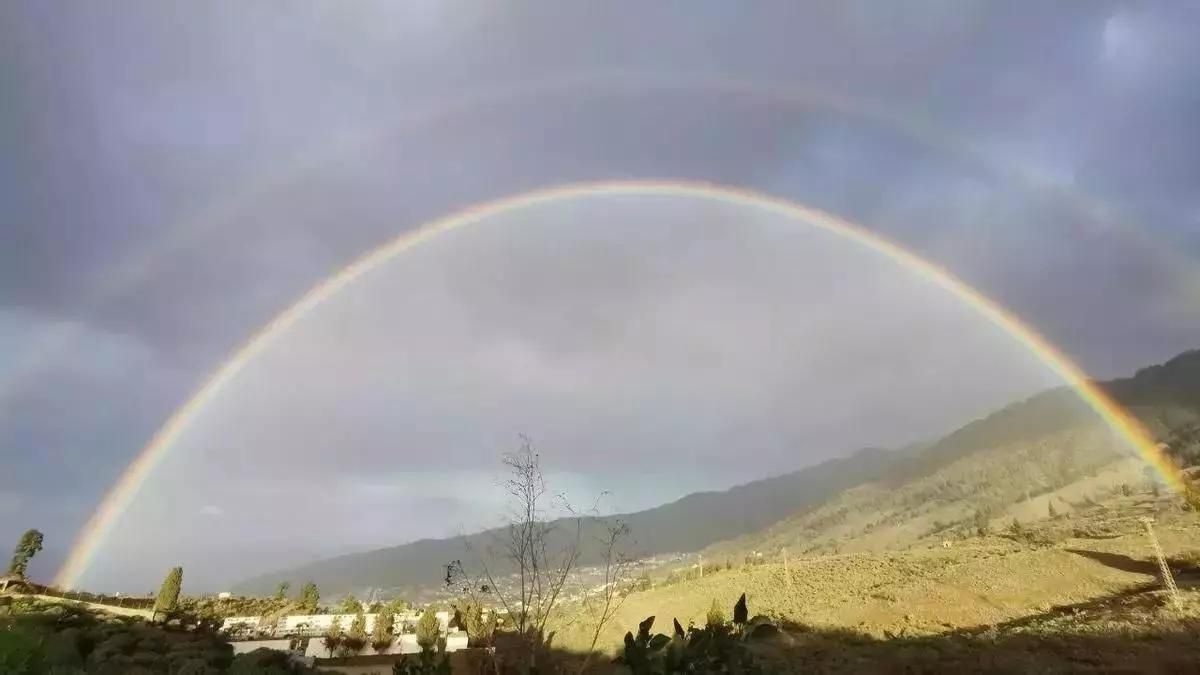 Imagen de archivo de un arcoíris en el Valle de Aridane.