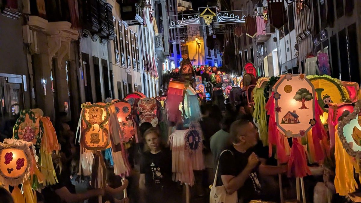 Imagen de archivo del desfile de La Pandorga de La Bajada de 2025.