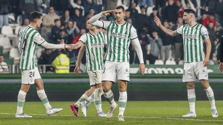 Adri Fuentes: un portazo a los rumores con la fuerza del gol