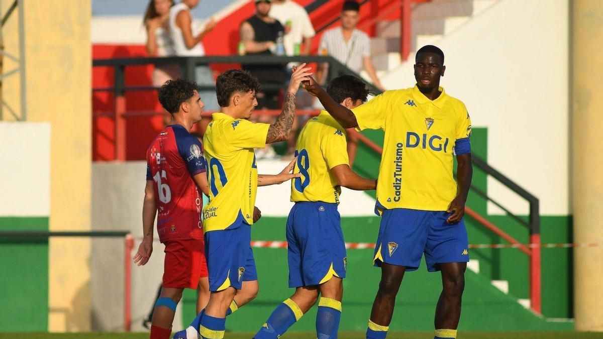 El Cádiz, nuevo rival para la pretemporada del Córdoba CF