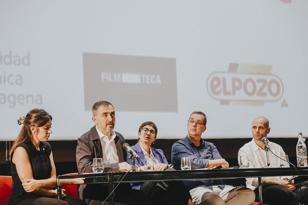El profesor de la UMU, Juan Miguel Aguado, por su parte ha aportado al debate que la legislación de la UE se deja una problemática, “que son los espacios de datos”.