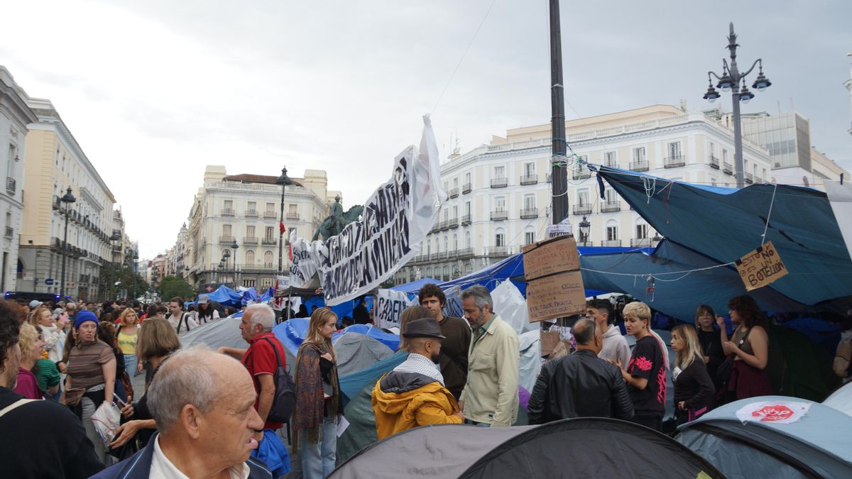 La acampada se mantiene en Sol después de que no se convalidaran los decretos de vivienda este viernes
