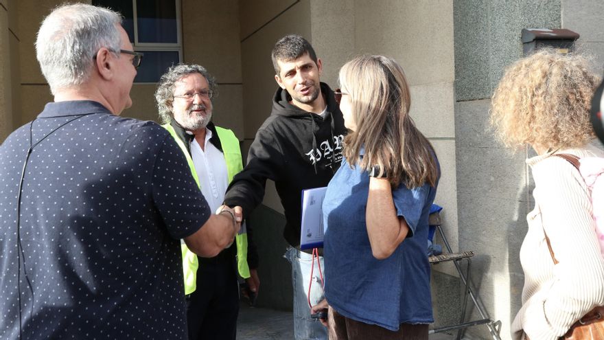 "Las personas afectadas por desahucios deberán contar con abogado de oficio", reclaman Derecho al Techo y la Diputada del Común