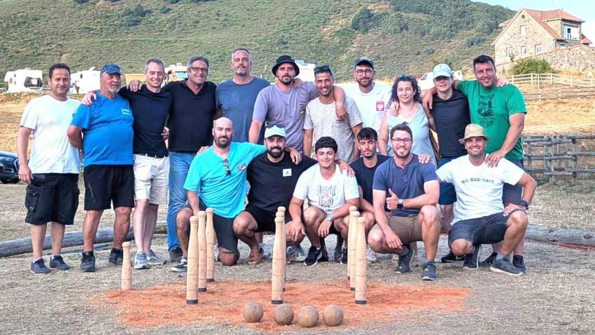 La bolera tradicional leonesa de Acebedo tras ser arreglada.