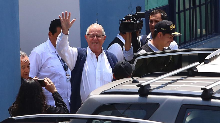 La Justicia de Perú impone a Kuczynski 18 meses de impedimento de salida del país