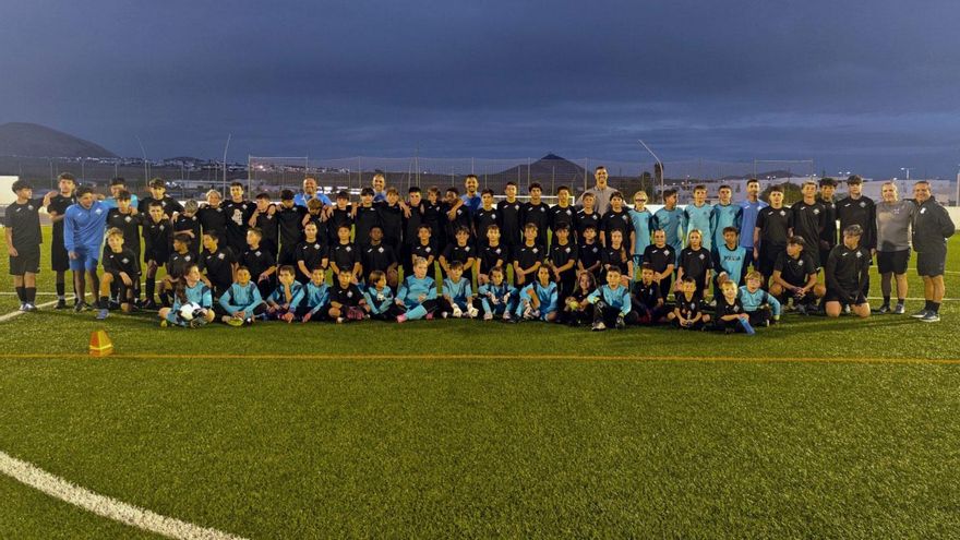 Más de 200 futbolistas del Inter Playa Honda en la Jornada de Tecnificación de ‘Unidos X el Tenerife’