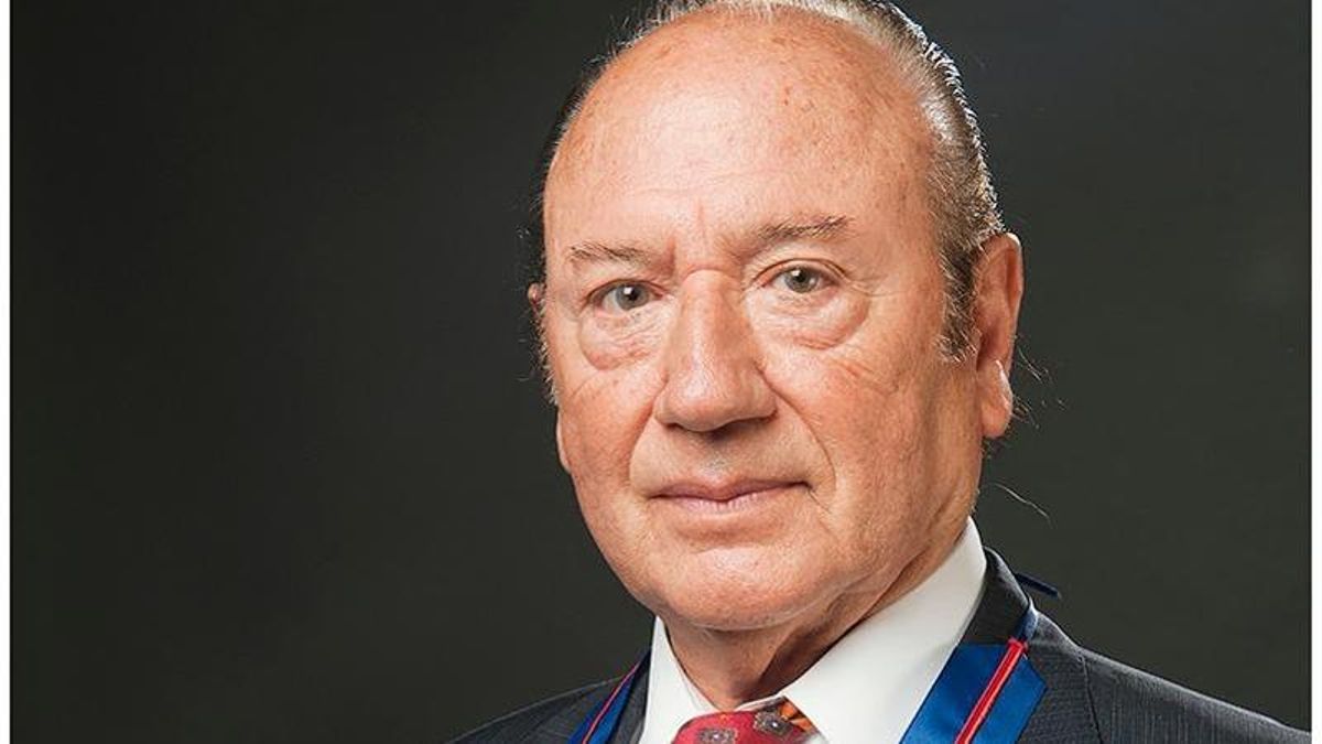 El Ayuntamiento de Puente Genil inicia los trámites para denominar Antonio Fernández Díaz Fosforito al Teatro Circo