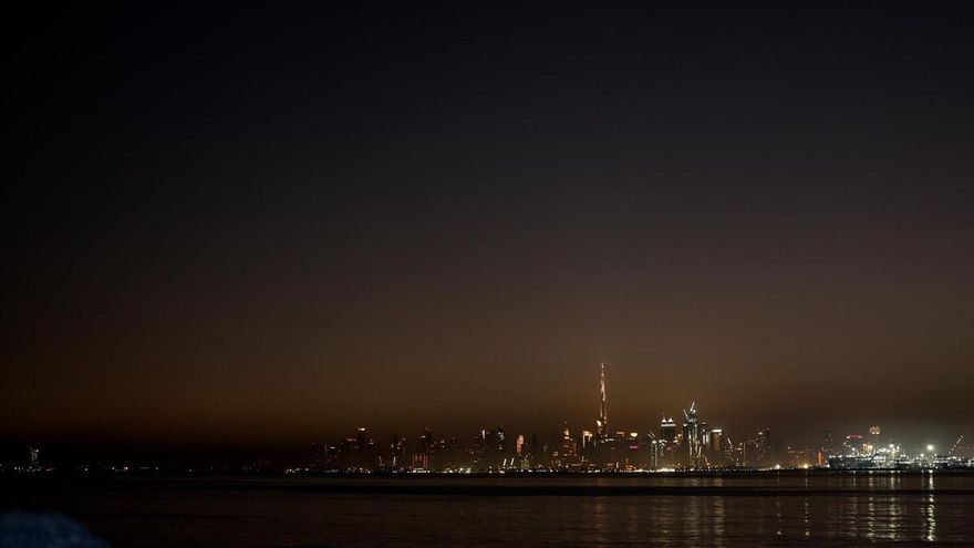 La ciudad de Dubai, en la noche de este 28 de febrero.