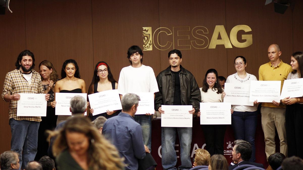 Alumnos con mejores expedientes CESAG 2026