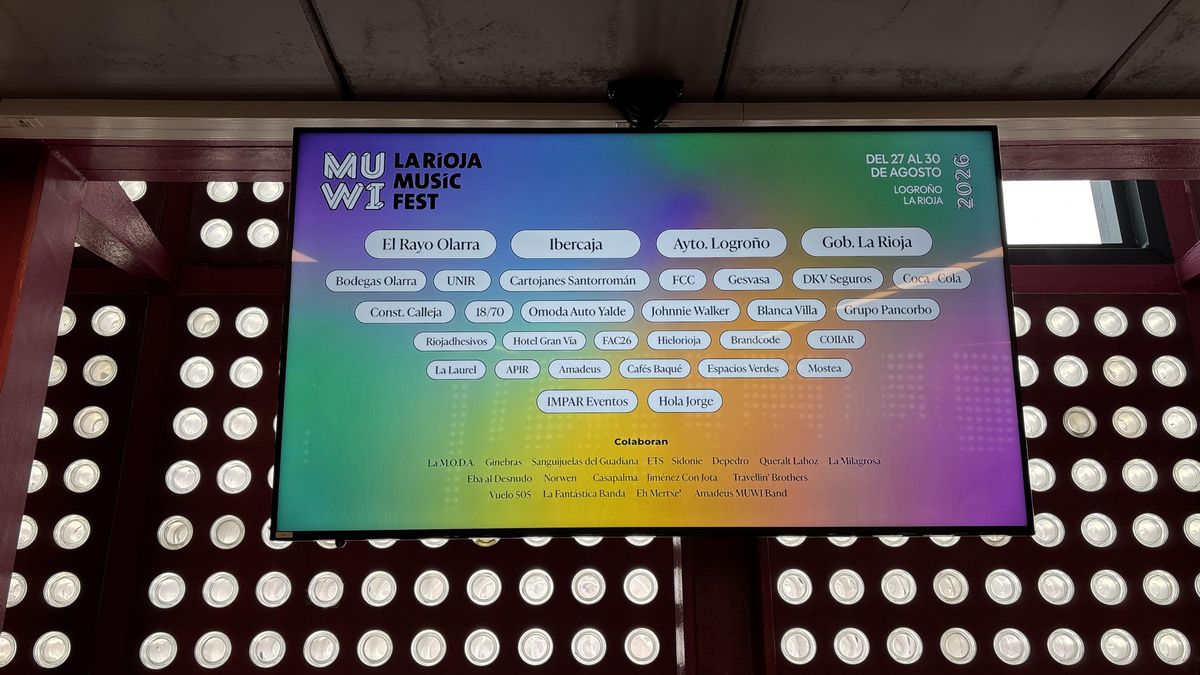 Pantalla con el nombre de los patrocinadores