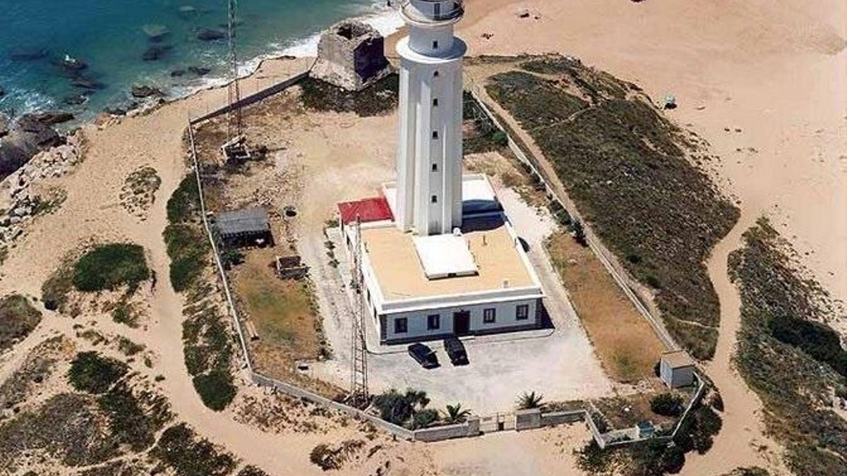 La reconversión hotelera de los faros, paralizada ante la falta de Gobierno