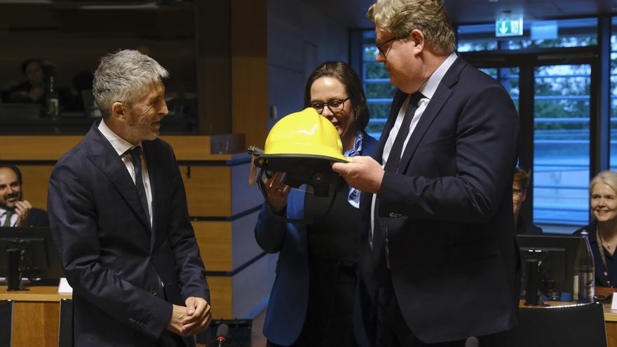 Los 27 acuerdan un reparto de refugiados que podrá obviarse con el pago de 20.000 euros por cada rechazo