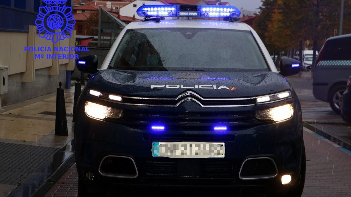 Coche de Policía Nacional