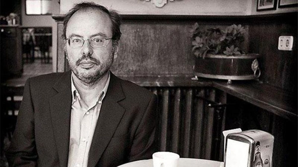 Avelino Fierro, fiscal de menores y escritor.