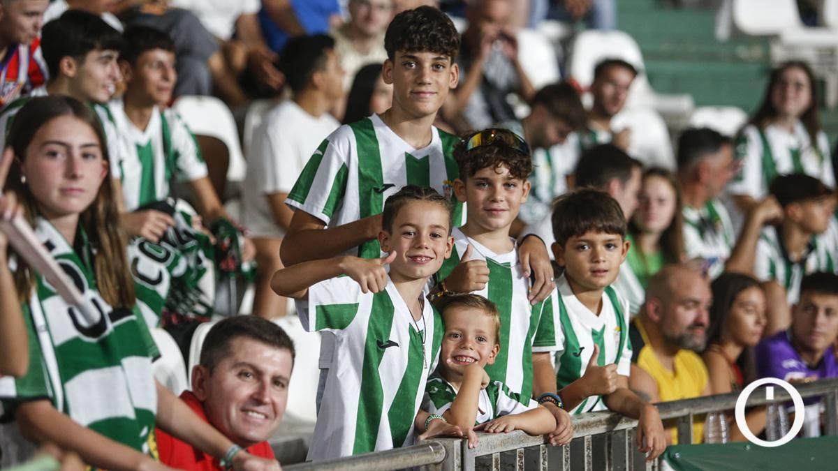 Grada Blanquiverde del Córdoba CF - CD Castellón