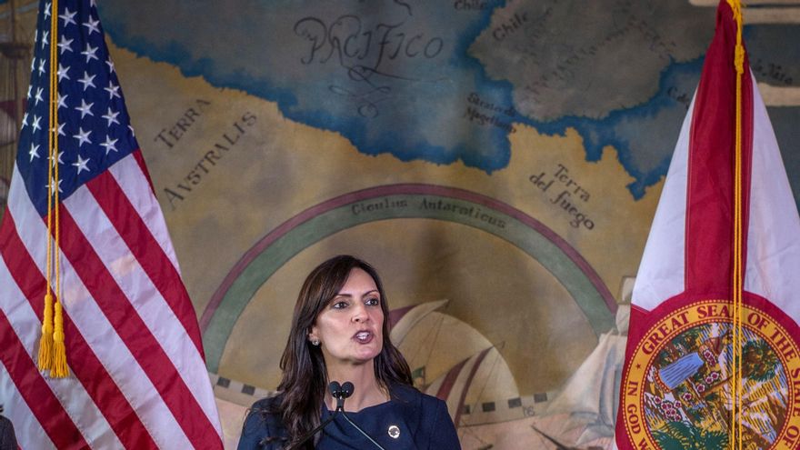 Florida contempla enviar autobuses con migrantes al estado de Biden, Delaware