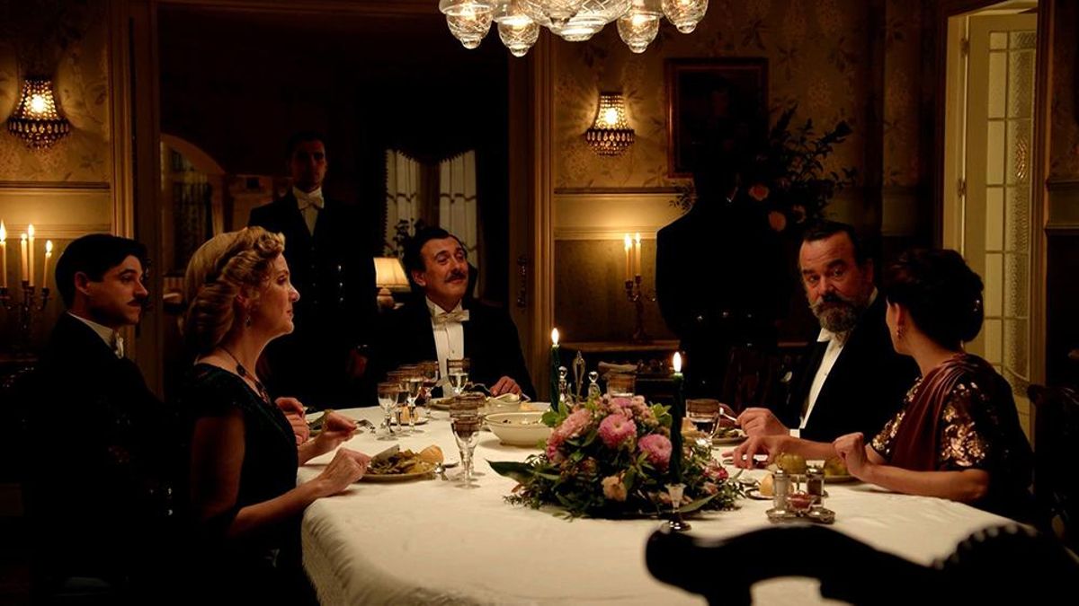 'La Promesa': Manuel intenta lidiar entre Cruz y Alonso