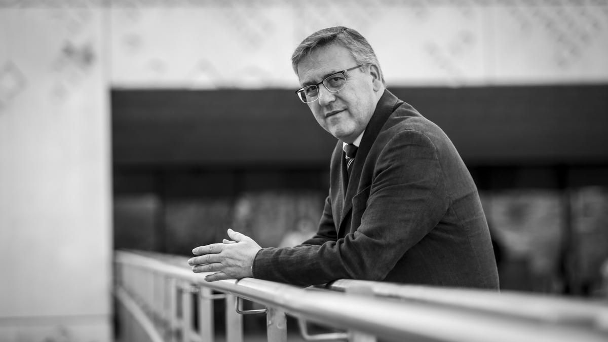 Miguel Ángel Pareja: "Ni se debe politizar la justicia ni judicializar la política"