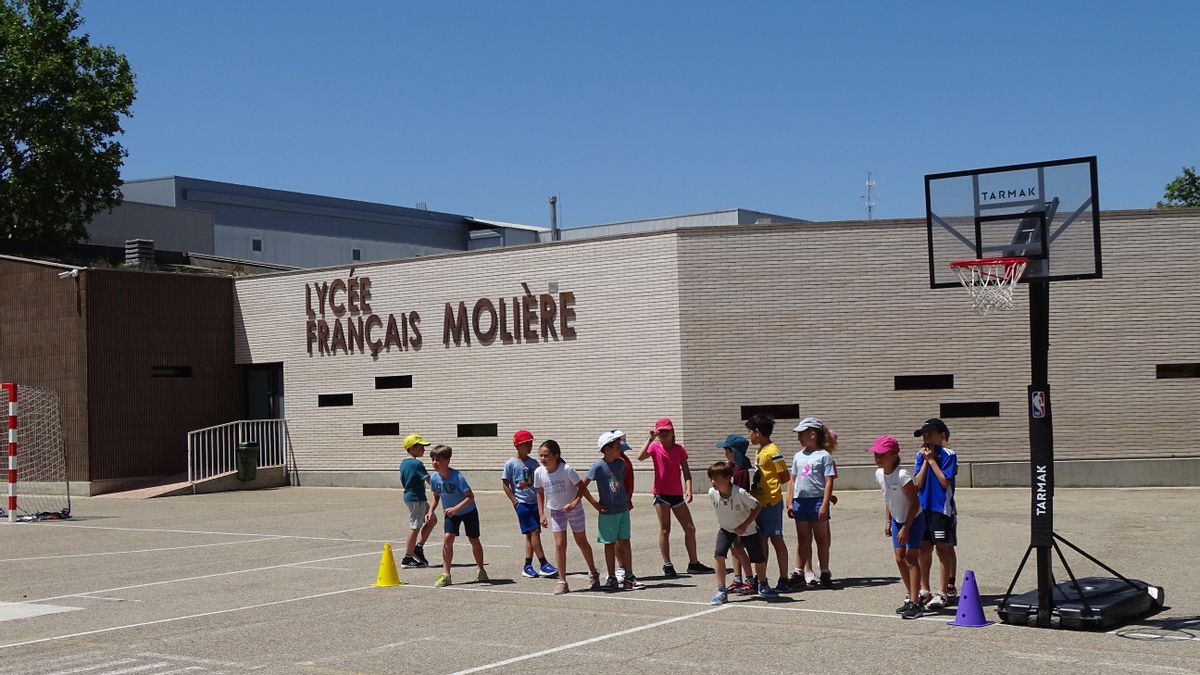 Patio del Liceo Molière de Zaragoza