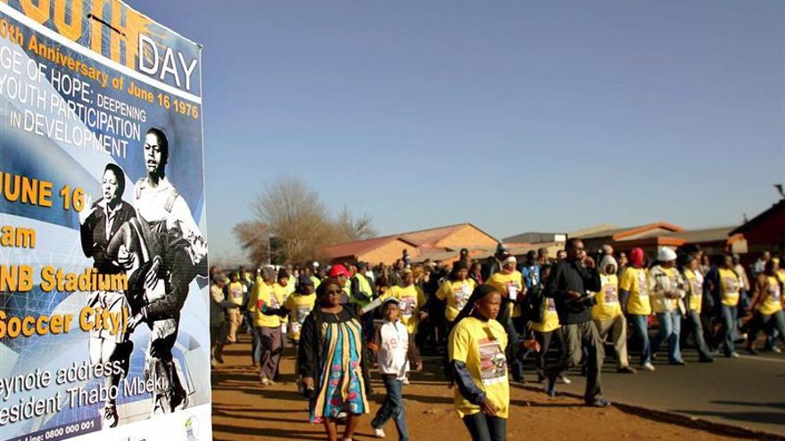 Estudiantes sudafricanos reivindican el legado del levantamiento de Soweto