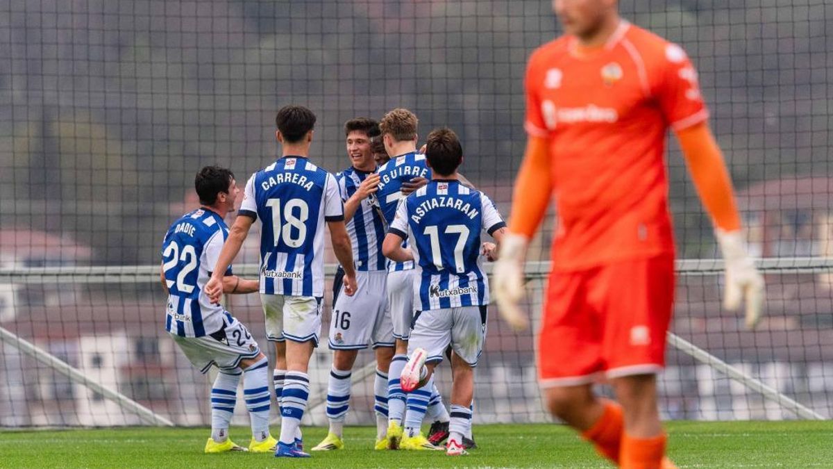Activan el protocolo antirracista en un partido de Segunda División del filial de la Real Sociedad por insultos a Kita