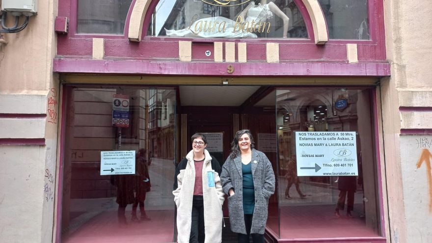 Nace 'La Sinsorga', un espacio cultural feminista creado en una antigua tienda de vestidos de novia de Bilbao