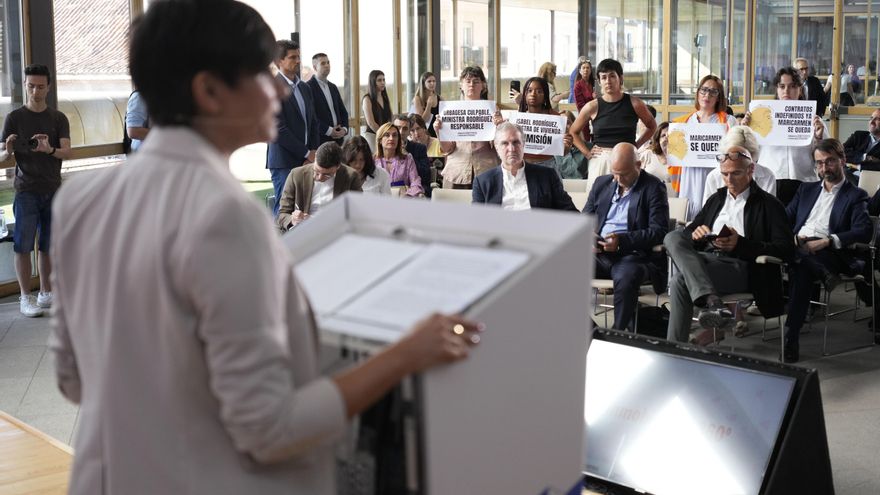 El Sindicato de Inquilinas interrumpe un acto de la ministra de Vivienda en Madrid