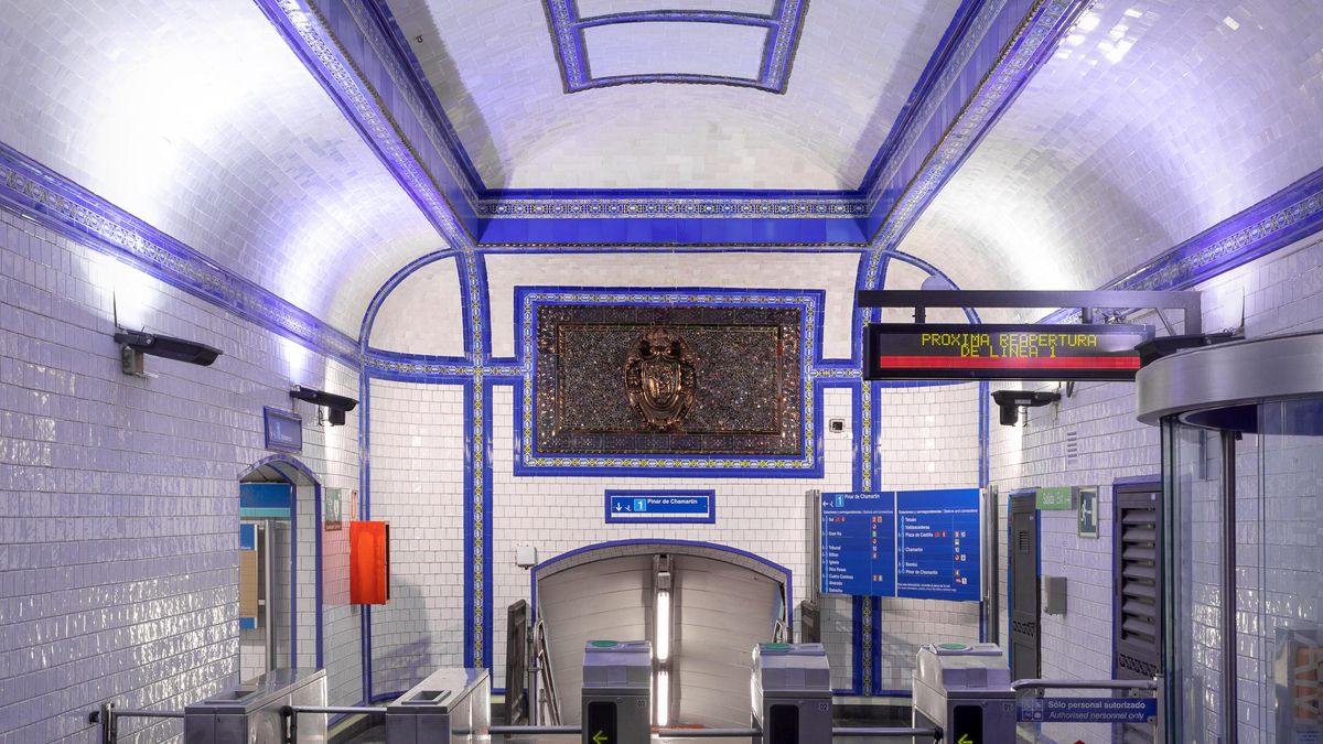 Vestíbulo actual de la estación de Tirso de Molina donde se encontraron los huesos