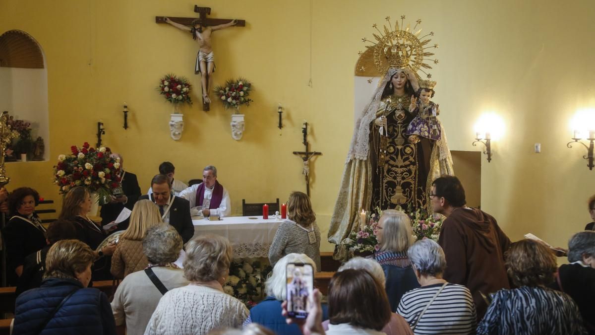 Visita de la Virgen del Carmen al Cementerio de San Rafael