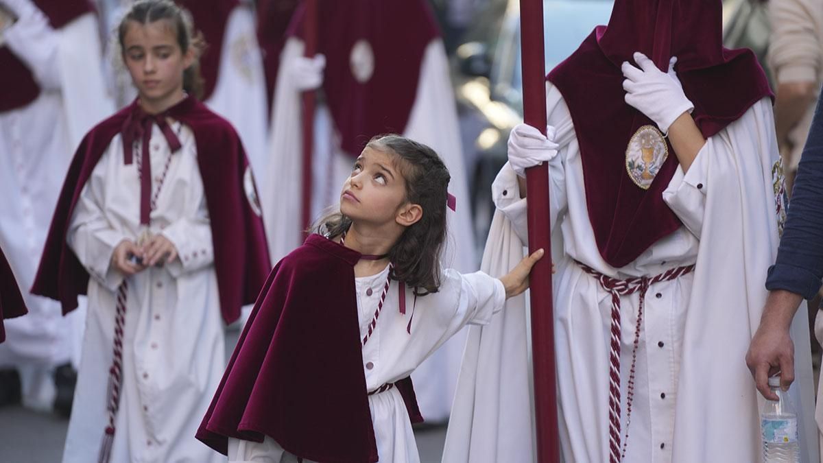 La procesión de la Hermandad de la Cena, en imágenes