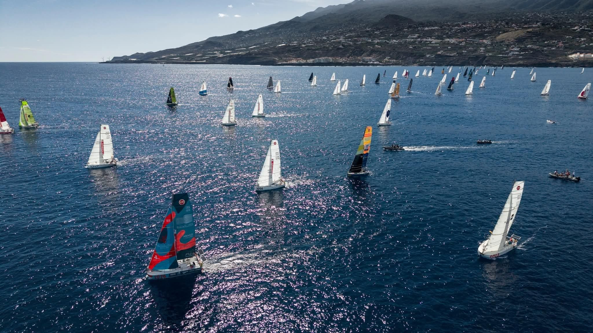 La regata internacional ‘La Boulangère Mini Transat’ deja La Palma y pone rumbo al Caribe.