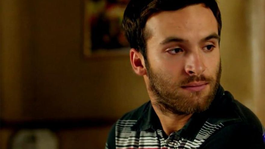 Ricardo Gómez en el 18x01 de "Cuéntame cómo pasó"