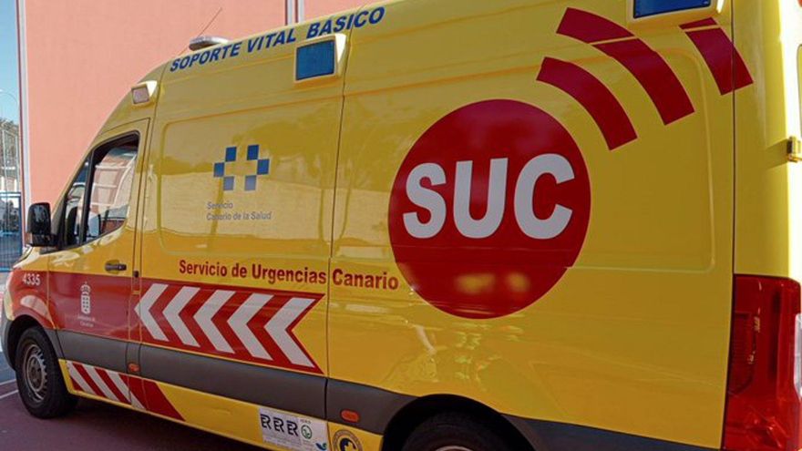 Intersindical Canaria denuncia que tres pacientes esperan desde hace un día el traslado al HUC por falta de ambulancias