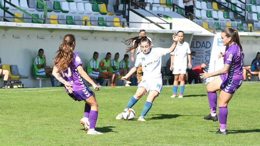 Lance del duelo entre el Pozoalbense y el Tenerife.