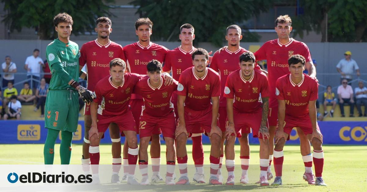 El Tenerife B gana a domicilio y conserva el liderato