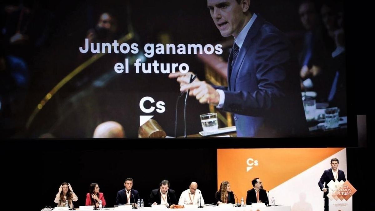 La Asamblea General de Ciudadanos confirma el cambio de ideario: liberal progresista pero no socialdemócrata