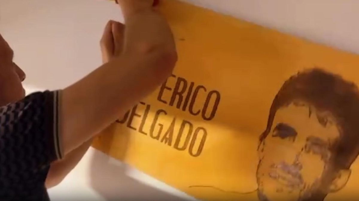 Castigo a Pedro Delgado por sus críticas en la Vuelta: la Ciclería de Zaragoza quita su placa y coloca una bandera palestina