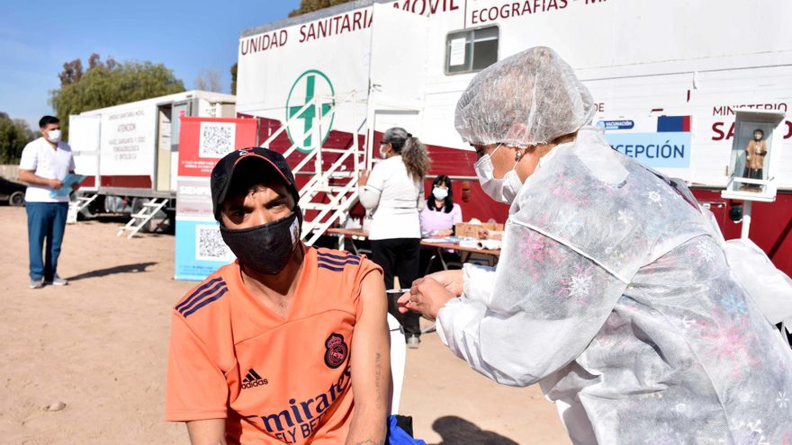 El Gobierno pretende que octubre sea "el mes de vacunación" de los adolescentes